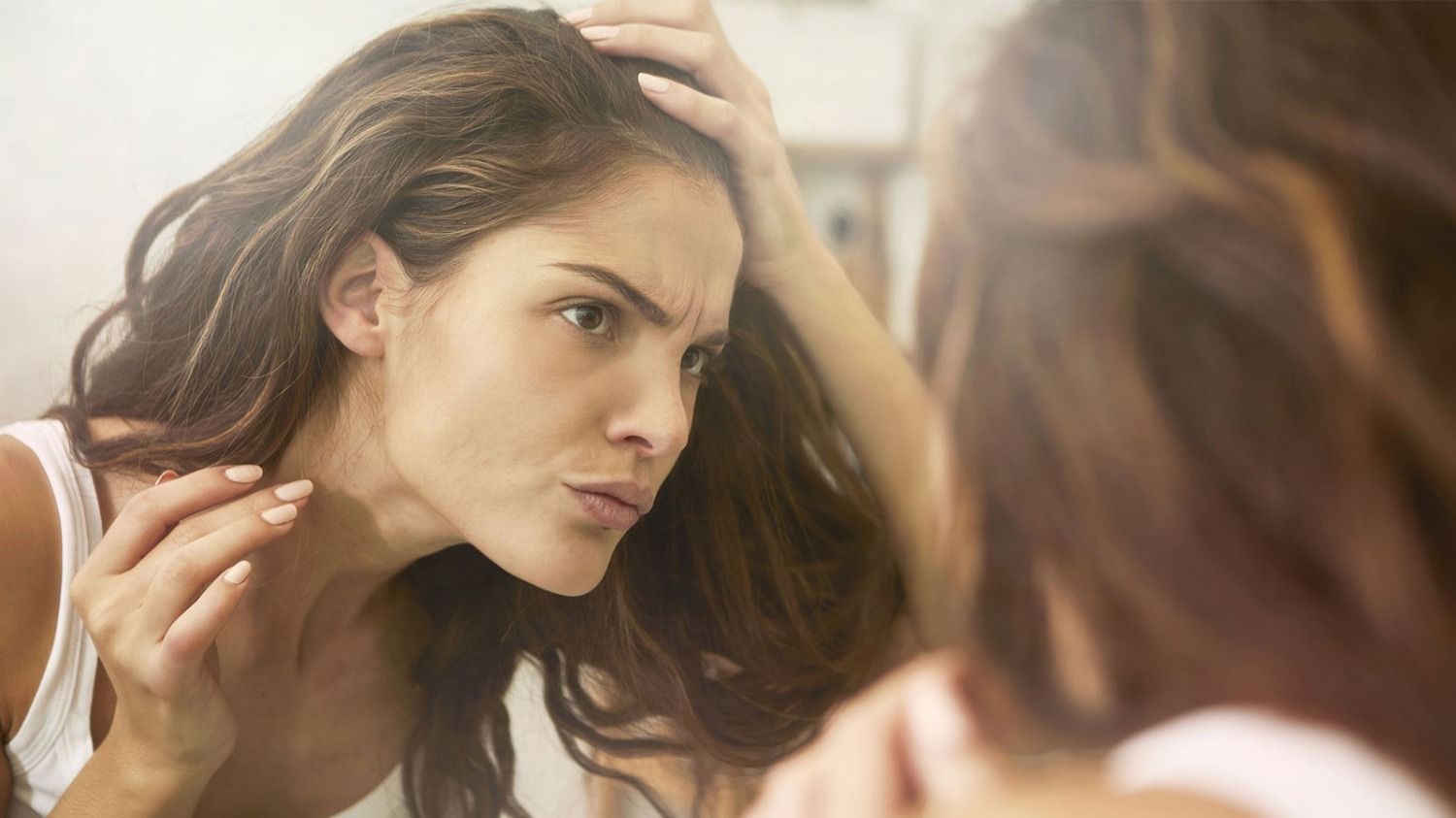 Postpartum hair loss: what are the symptoms and how to react?